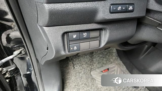 Nissan Leaf (ZE1) id 3899600 из Кореи 10