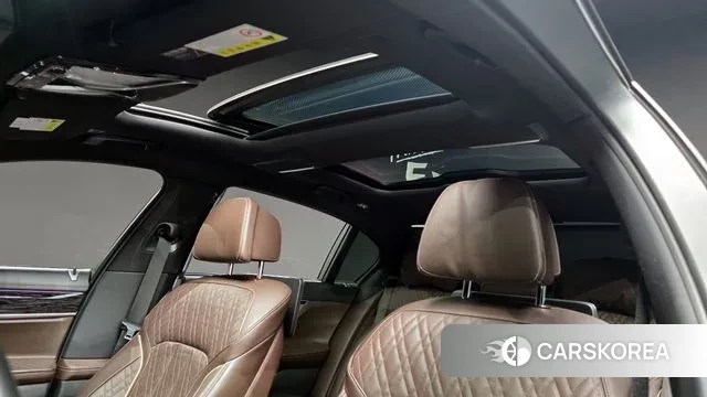 BMW 7 Series (G11) id 3033613 из Кореи 10