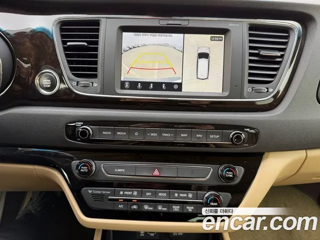 Kia The New Carnival id 2647604 из Кореи 10