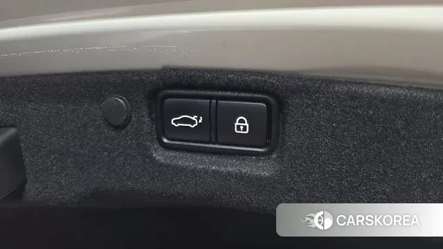 Kia K7 Premier Hybrid id 3499637 из Кореи 10