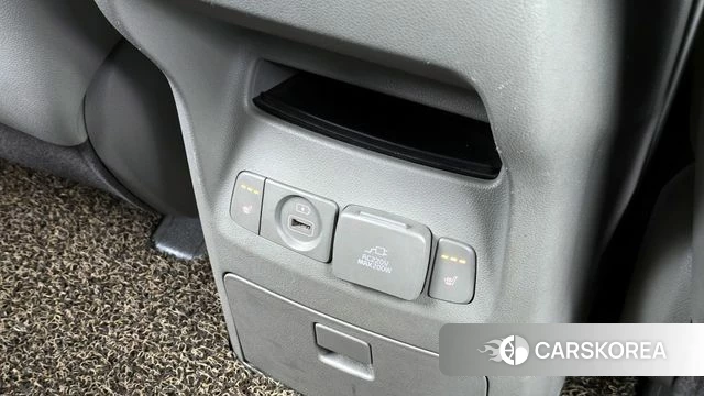 Kia The New Carnival id 4377760 из Кореи 10