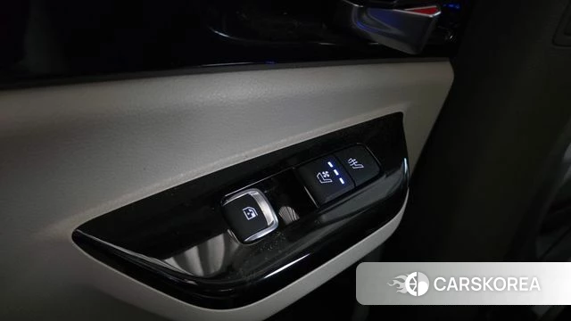 Kia Carnival 4th generation id 4642031 из Кореи 10