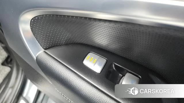 Genesis G70 id 3795797 из Кореи 10