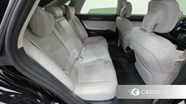 Hyundai Grandeur (GN7) id 4613324 из Кореи 10