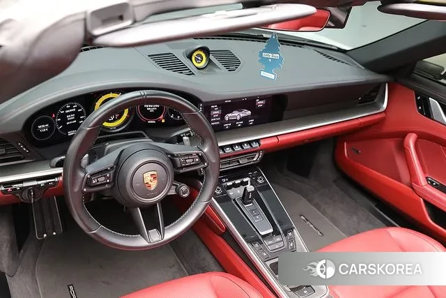 Porsche 911(992) id 3402172 из Кореи 10