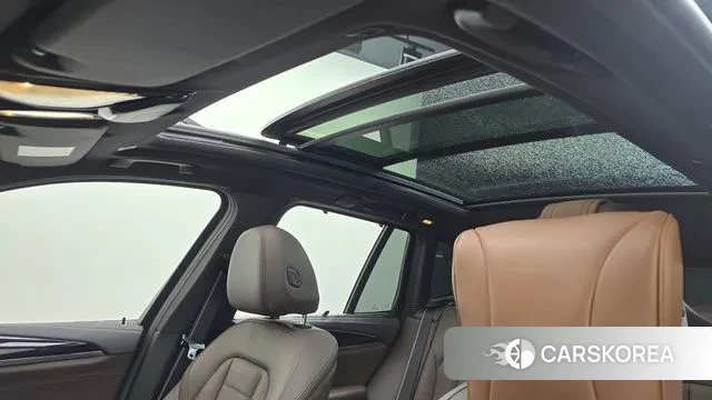 BMW X3 (G01) id 2857769 из Кореи 10