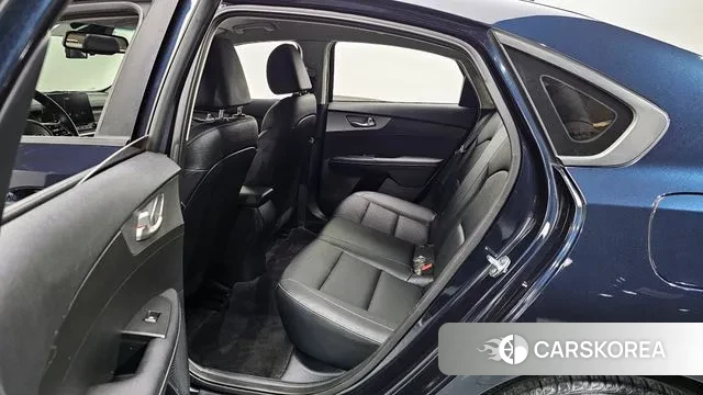 Kia Come New K3 id 3573566 из Кореи 10