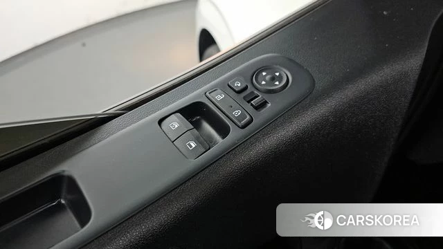 Hyundai Staria id 4323969 из Кореи 10