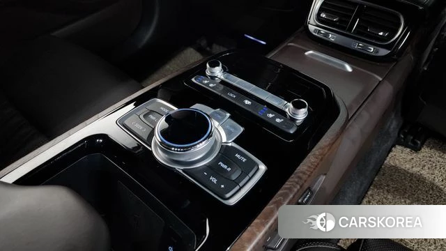 Genesis G90 id 3807792 из Кореи 10