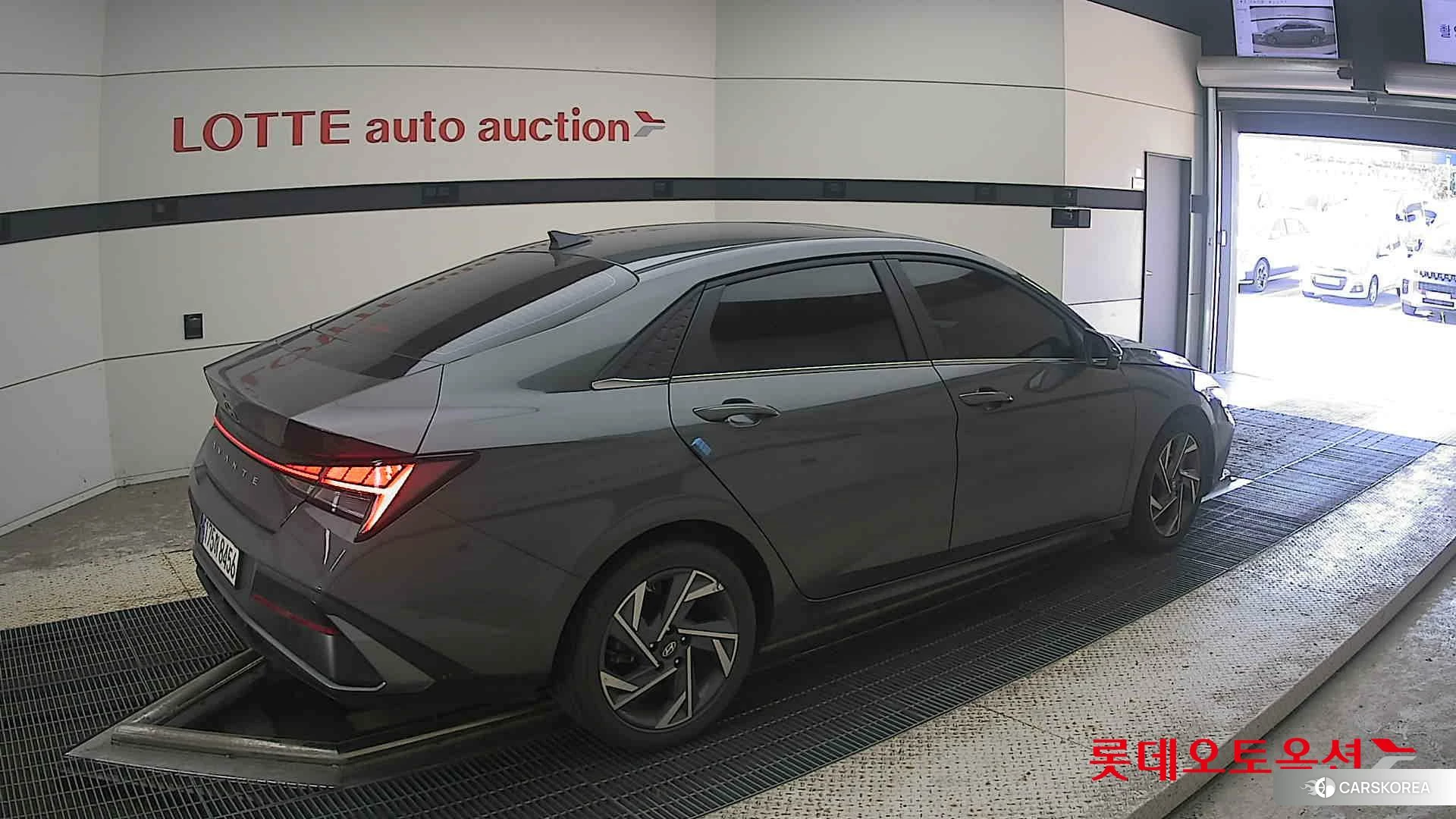 Hyundai Avante id 4902492 из Кореи 10