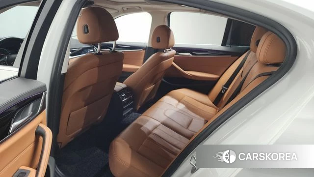 BMW 5 Series (G30) id 3917190 из Кореи 10