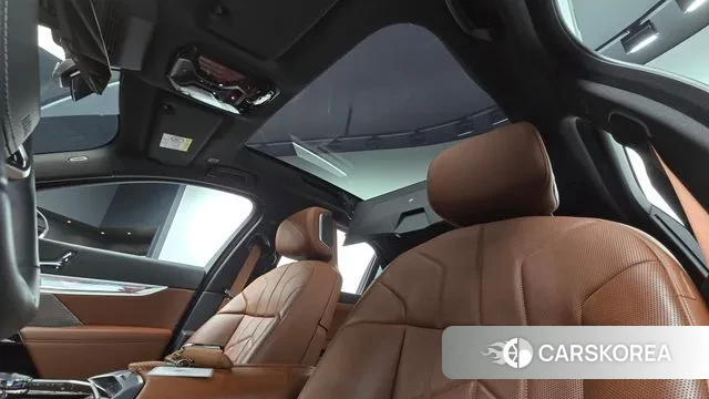 BMW 7 Series (G70) id 3341504 из Кореи 10