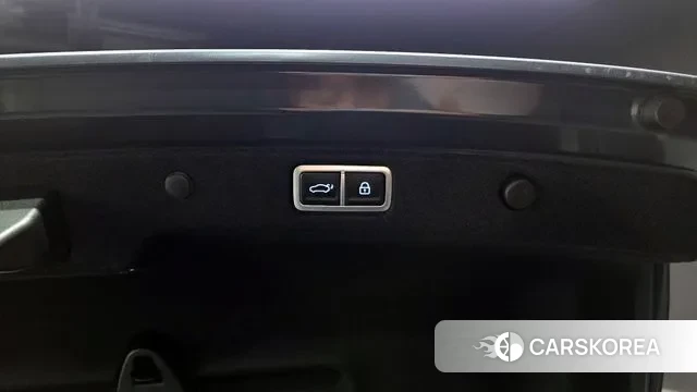 Hyundai Grandeur (GN7) id 3776511 из Кореи 10