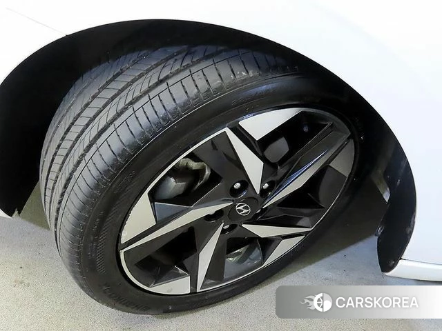 Hyundai Avante (CN7) id 4513190 из Кореи 10