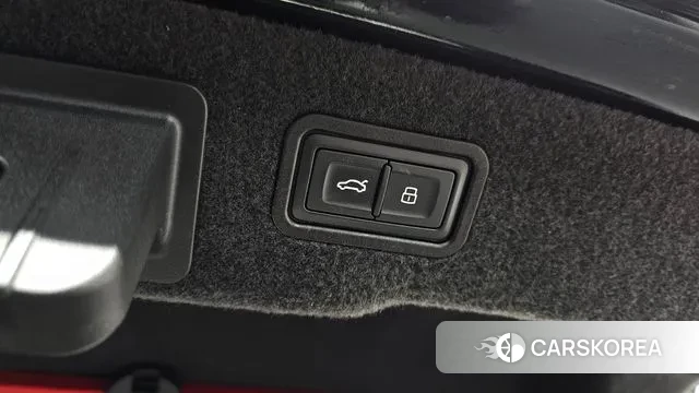 Audi A8 (D5) id 3707834 из Кореи 10