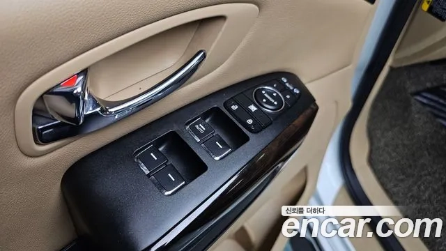 Kia The New Carnival id 2912469 из Кореи 10