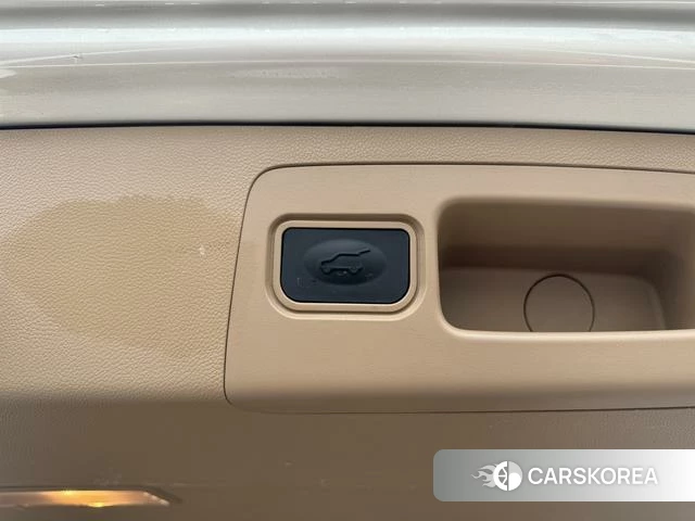 Buick GL8 id 4212621 из Китая 10