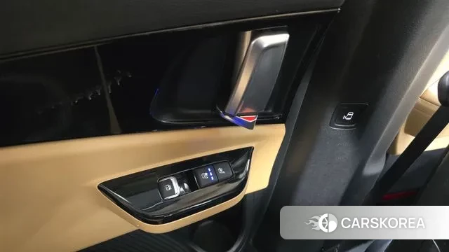 Kia Carnival 4th generation id 3760101 из Кореи 10