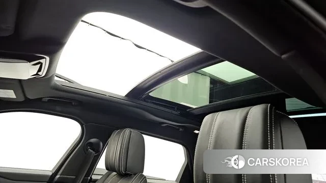 Land Rover Range Rover Velar id 3641188 из Кореи 10