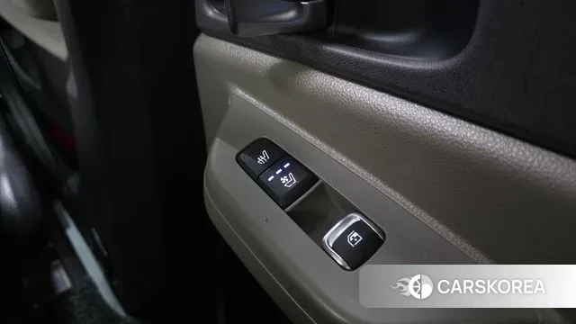 Kia The New Carnival 4th Generation id 3383040 из Кореи 10