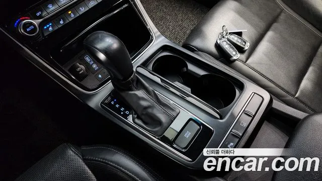 Hyundai Grandeur IG id 2584153 из Кореи 10