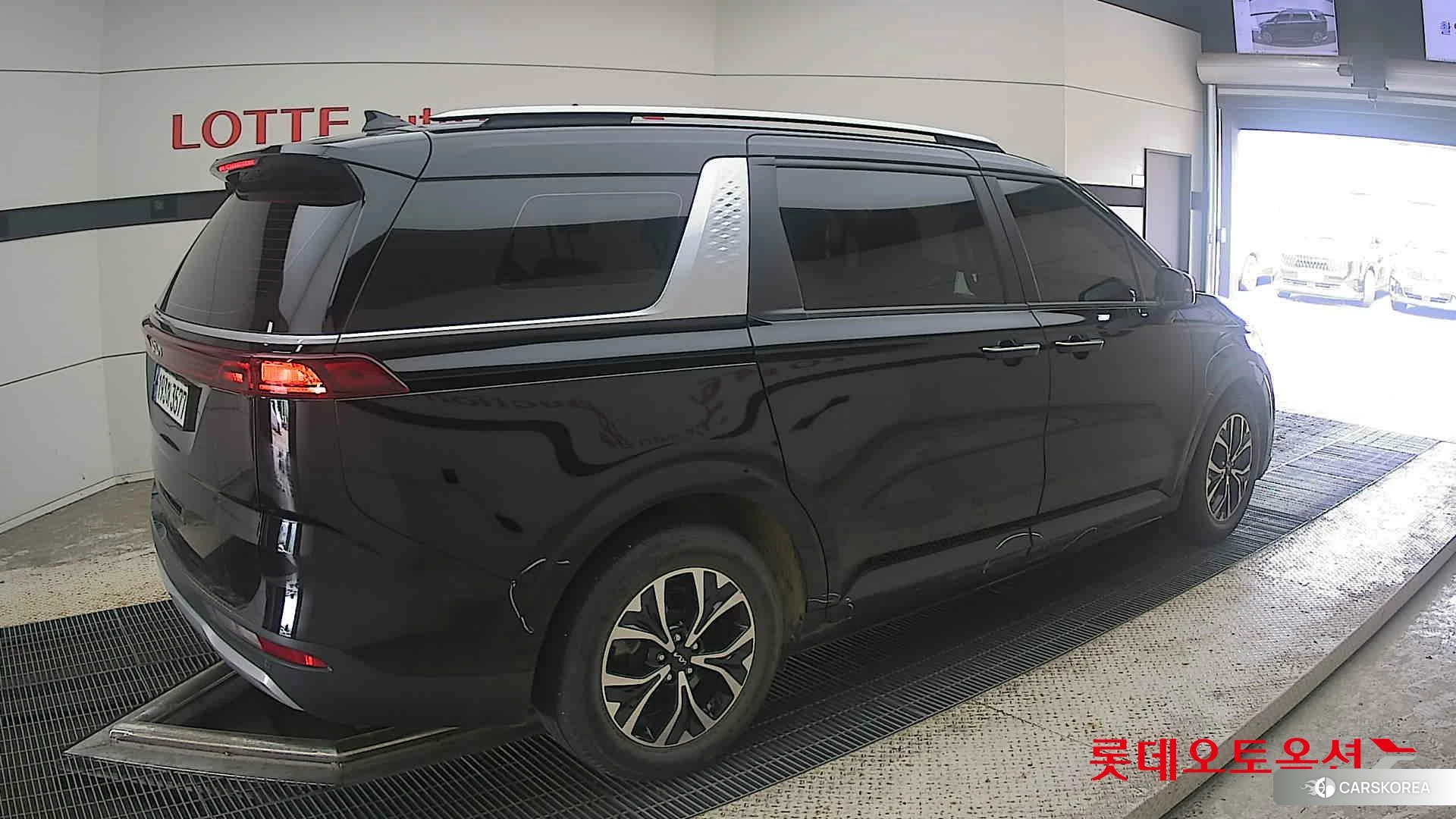 Kia Carnival id 4664336 из Кореи 10