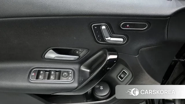 Mercedes-Benz A-Class W177 id 3390760 из Кореи 10