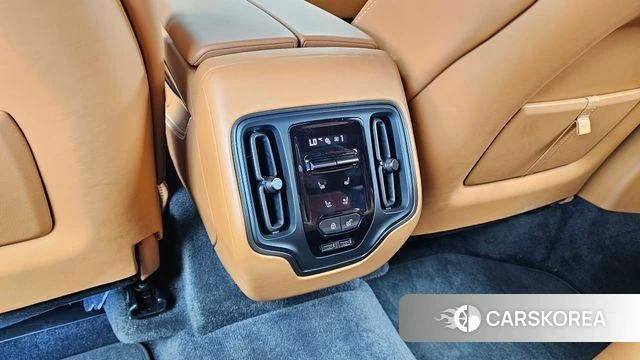 Aston Martin DBX id 4427691 из Кореи 10