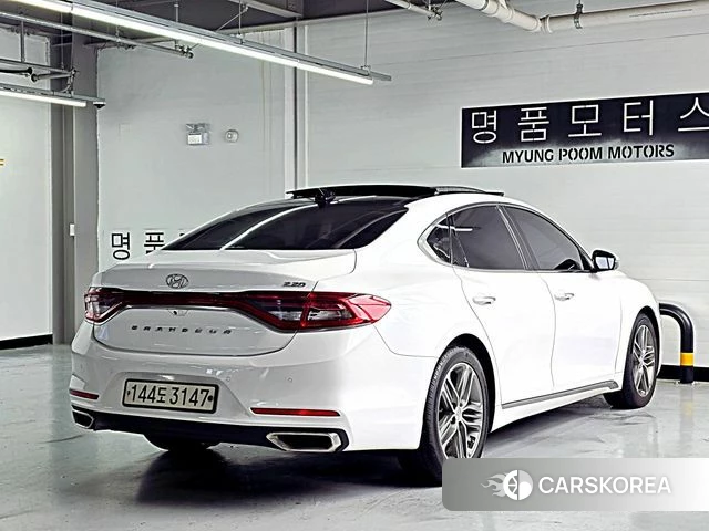 Hyundai Grandeur IG id 3889432 из Кореи 10