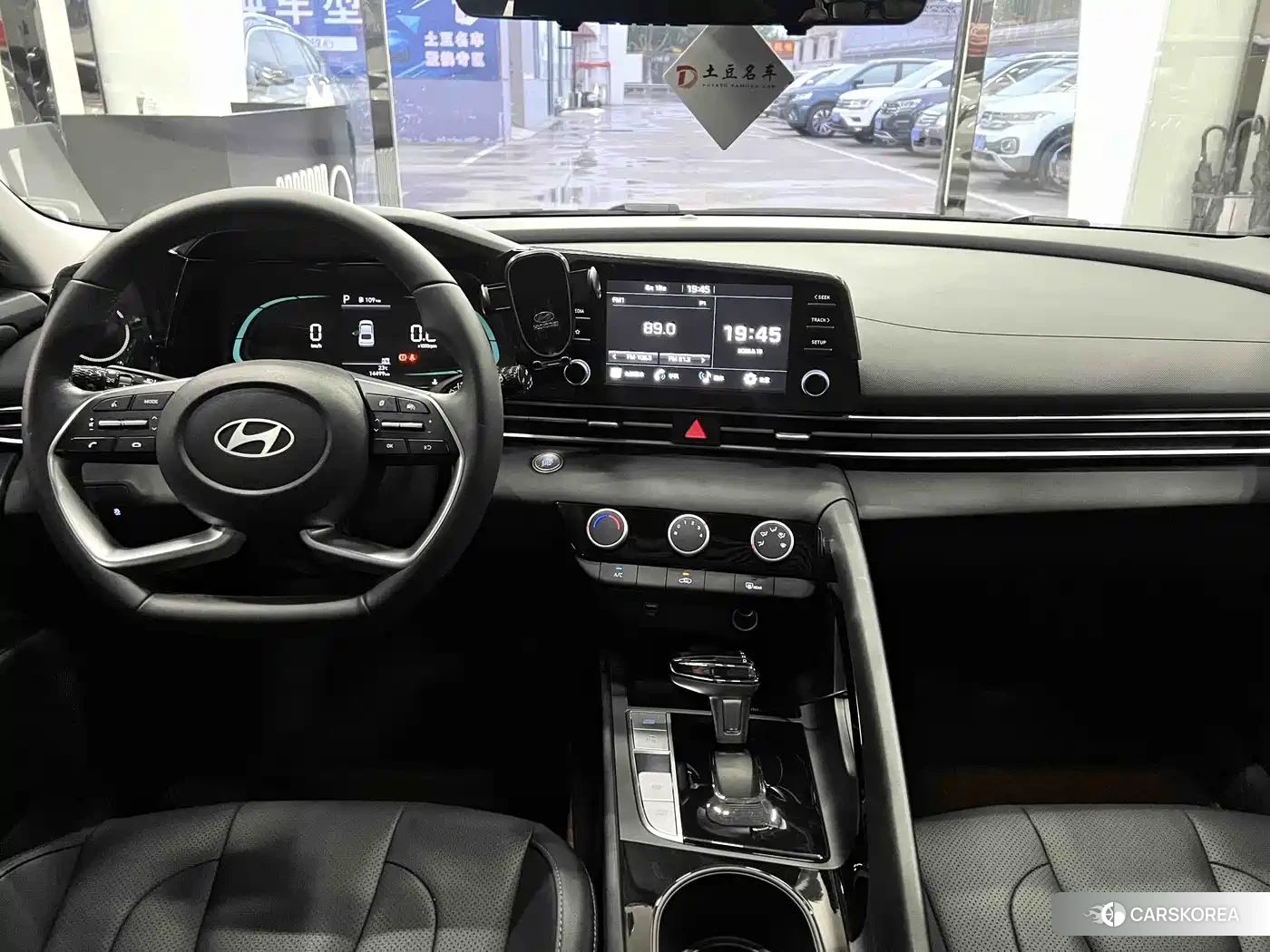Hyundai Elantra id 4664476 из Китая 10