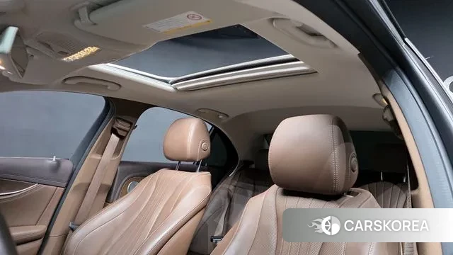 Mercedes-Benz E-Class W213 id 3692722 из Кореи 10