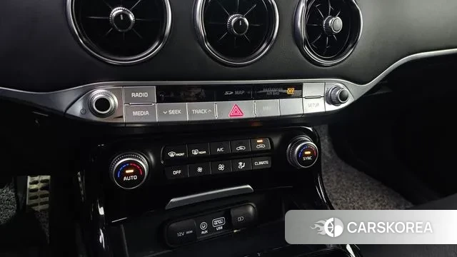 Kia Stinger id 3789749 из Кореи 10