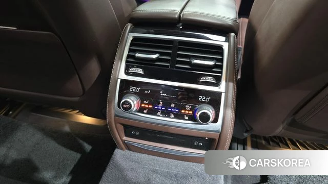 BMW 7 Series (G11) id 3955961 из Кореи 10