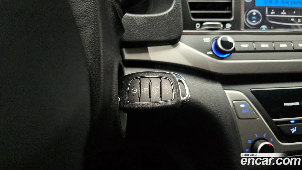 Hyundai Avante AD id 1890444 из Кореи 10