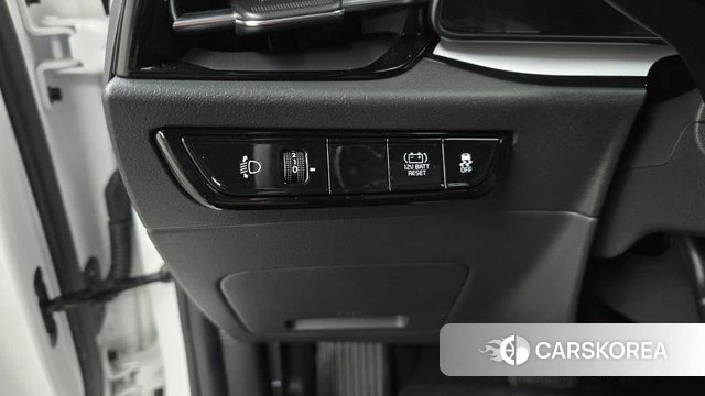 Kia Di Ol Nu Niro id 4280381 из Кореи 10