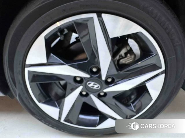 Hyundai Elantra id 4297500 из Китая 10