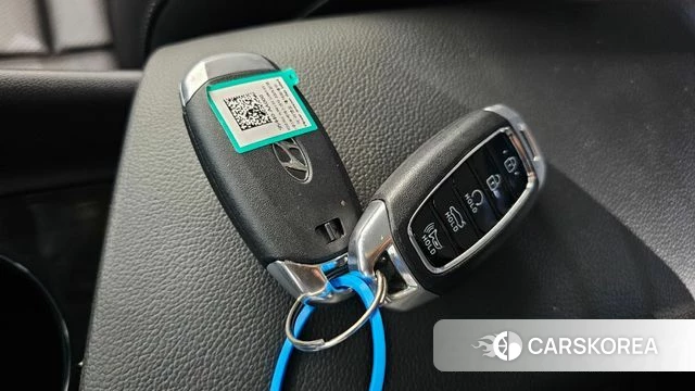 Hyundai Avante Hybrid (CN7) id 4650501 из Кореи 10