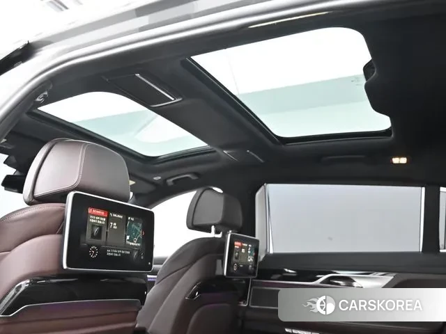 BMW 7 Series (G11) id 3050715 из Кореи 10