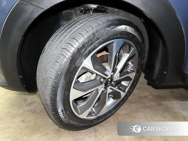 Kia Stonic id 3493762 из Кореи 10