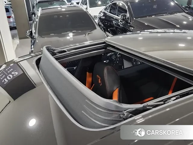 Lamborghini Urus id 3669702 из Кореи 10