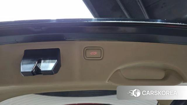 Kia The New Carnival id 4294964 из Кореи 10