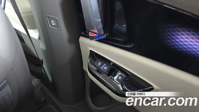 Kia Carnival 4th generation id 2302221 из Кореи 10