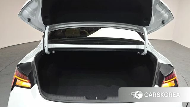 Hyundai The New Avante (CN7) id 3786283 из Кореи 10