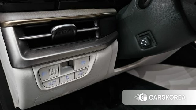 Hyundai Grandeur Hybrid (GN7) id 4585028 из Кореи 10