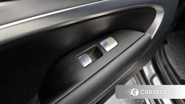 Genesis G70 id 3434160 из Кореи 10