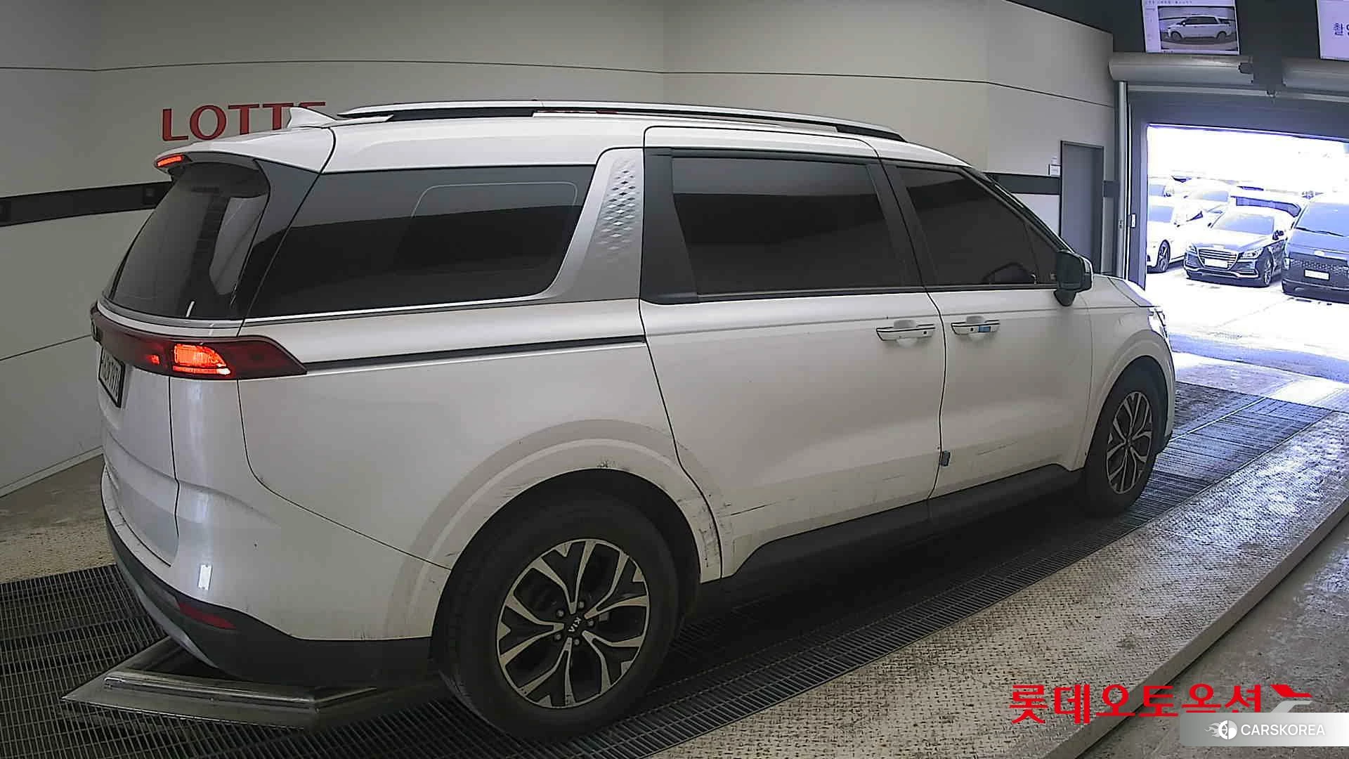 Kia Carnival id 4296886 из Кореи 10