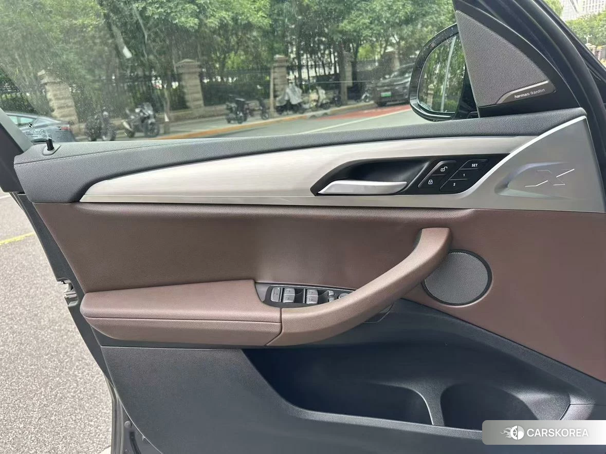BMW iX3 id 4441325 из Китая 10