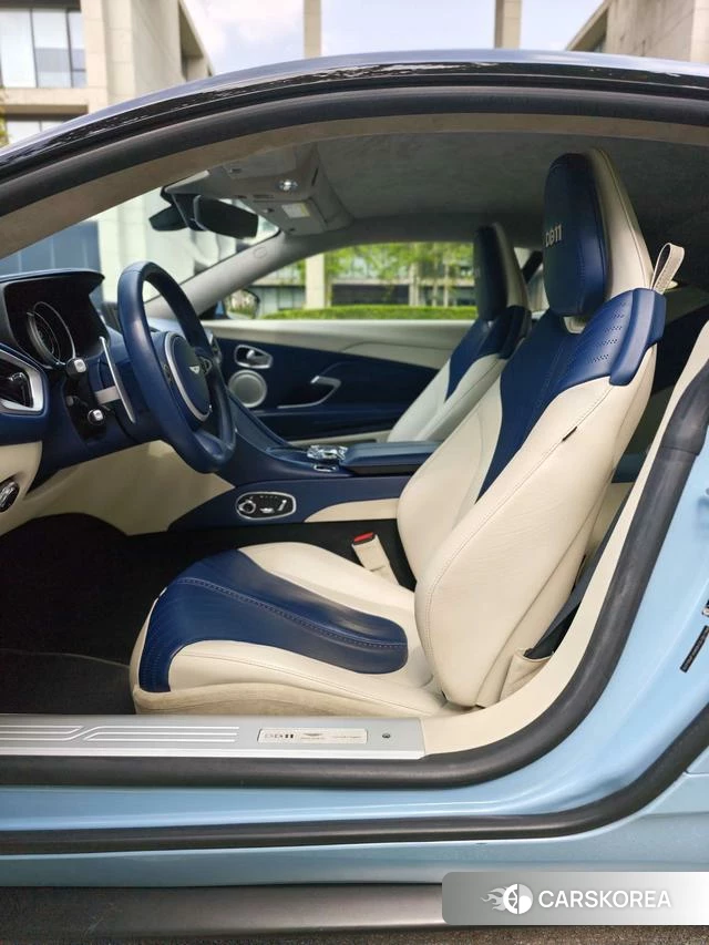 Aston Martin DB11 id 4238624 из Китая 10