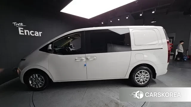 Hyundai Staria id 3447393 из Кореи 10