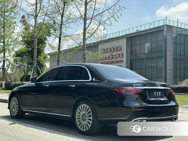 Mercedes-Benz E-class id 4257962 из Китая 10
